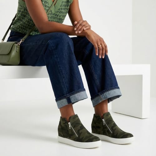 Camo Canvas