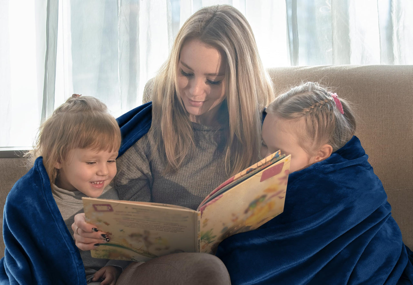 Utopia Bedding Fleece Blanket Twin XL Size Navy 300GSM Luxury Anti-Static Fuzzy Soft Microfiber Dorm Bed Blanket (90x76 Inch)