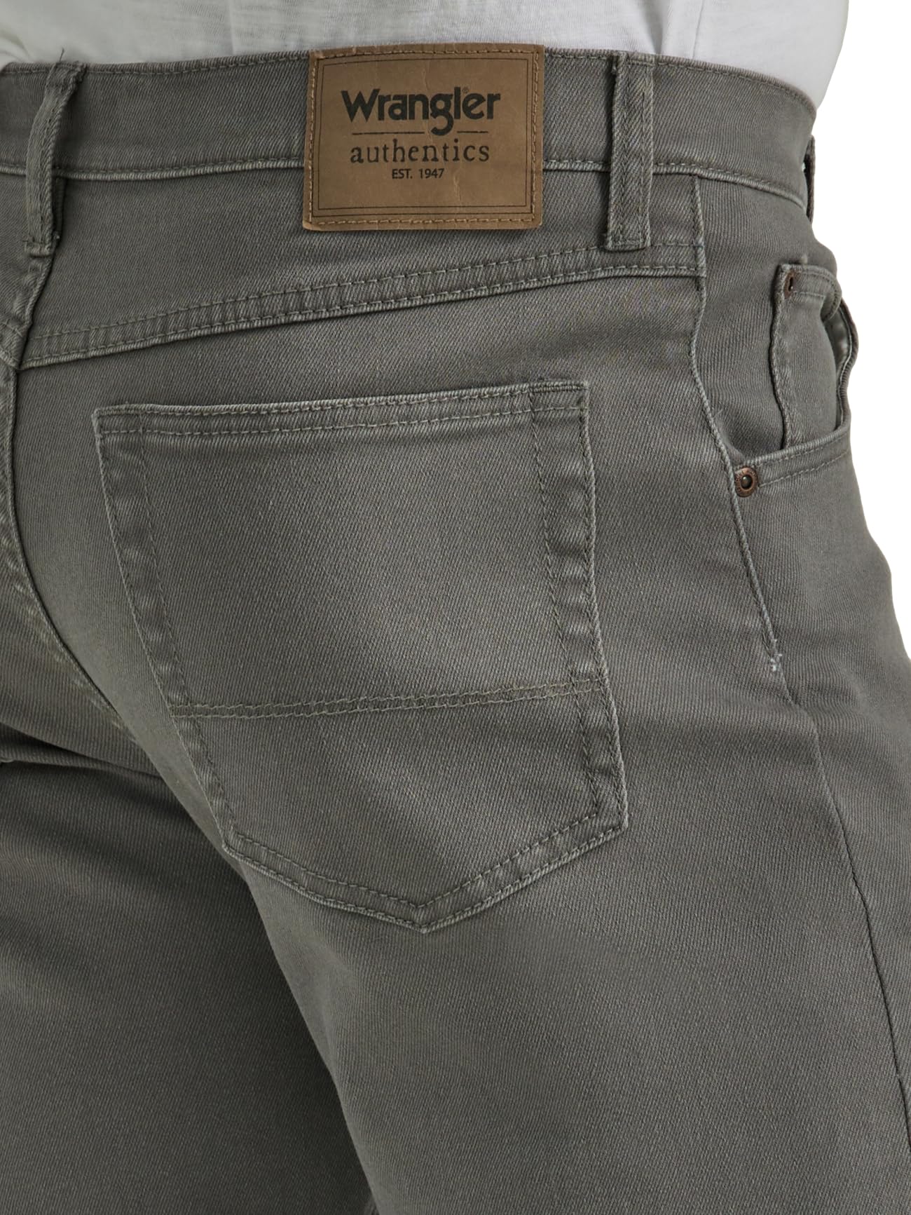 Wrangler Authentics Men's Classic 5-Pocket Regular Fit Flex Jean, Gargoyle