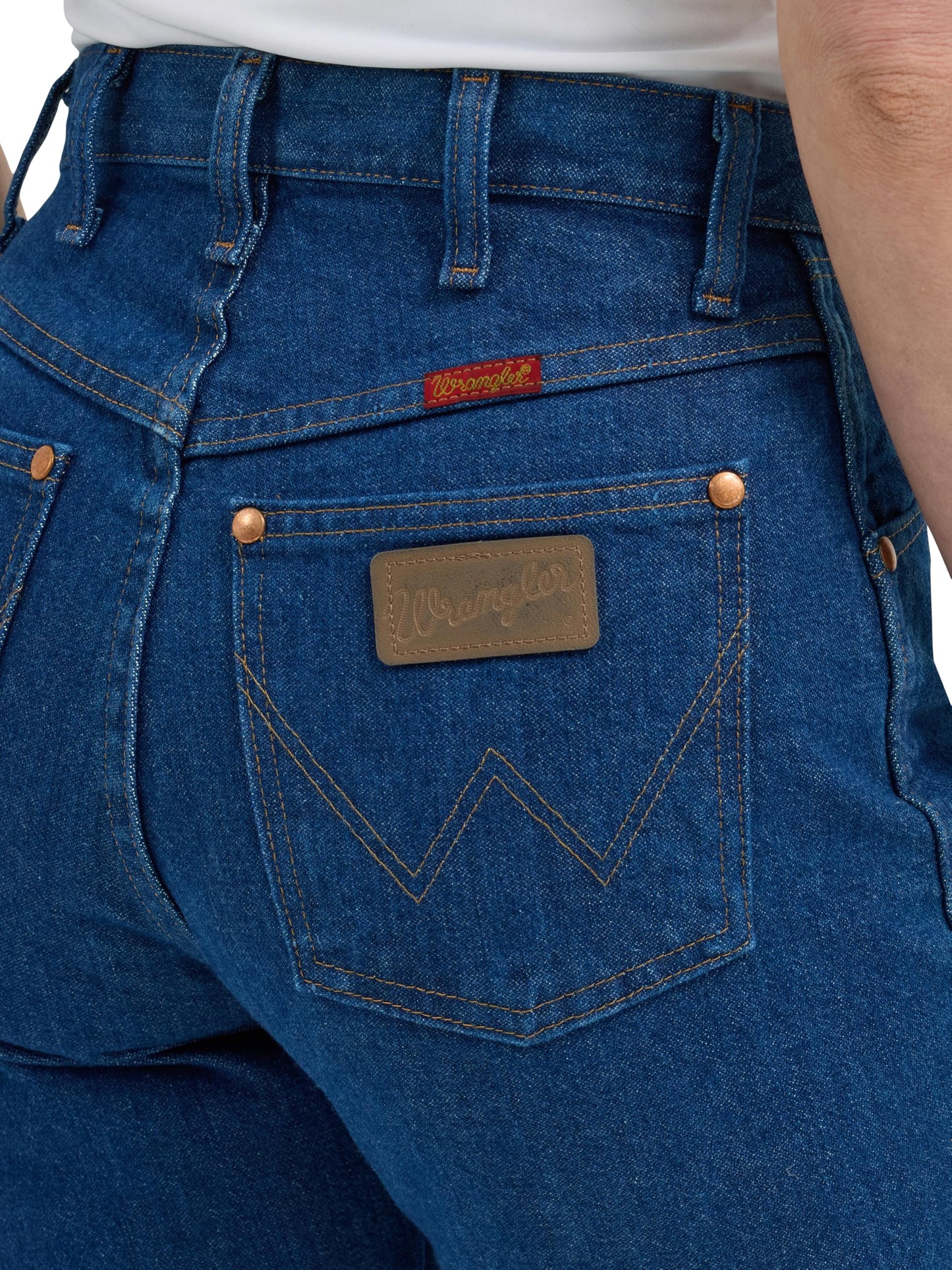 WranglerwomensCowboy Cut High Rise Slim Fit Tapered Leg Jean