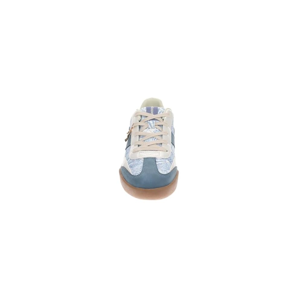 Blue-white-seashell