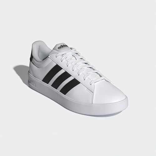 White/Black/White