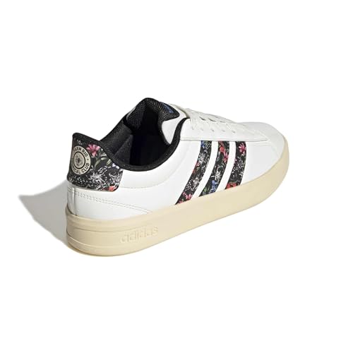 Off White/Black/Warm Vanilla