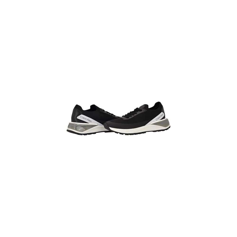 Black/White 001