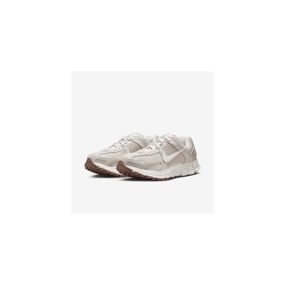 Light Orewood Brown/Metallic Silver/Gum Medium...