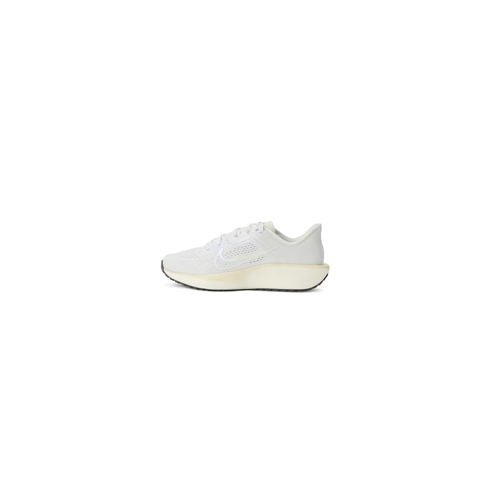 White/White/Sail/Chalk
