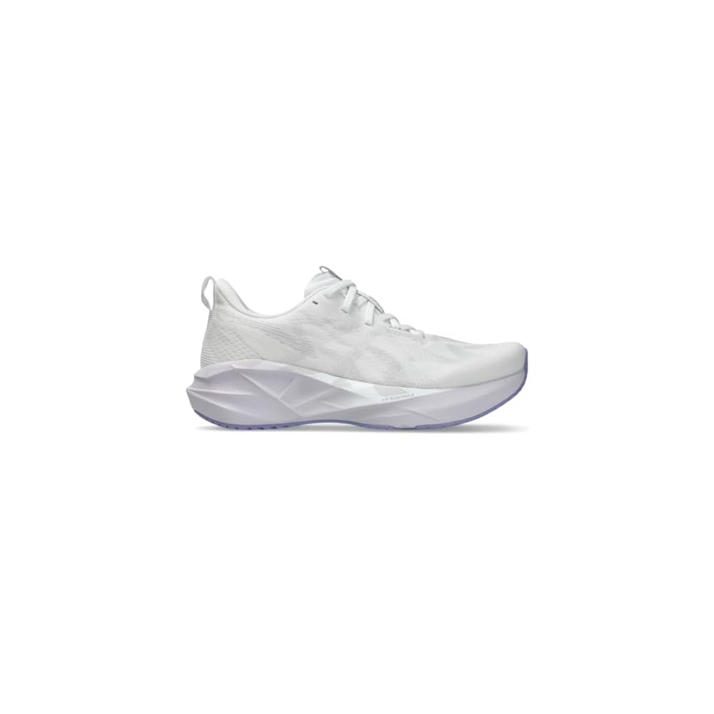 White/Lilac Hint