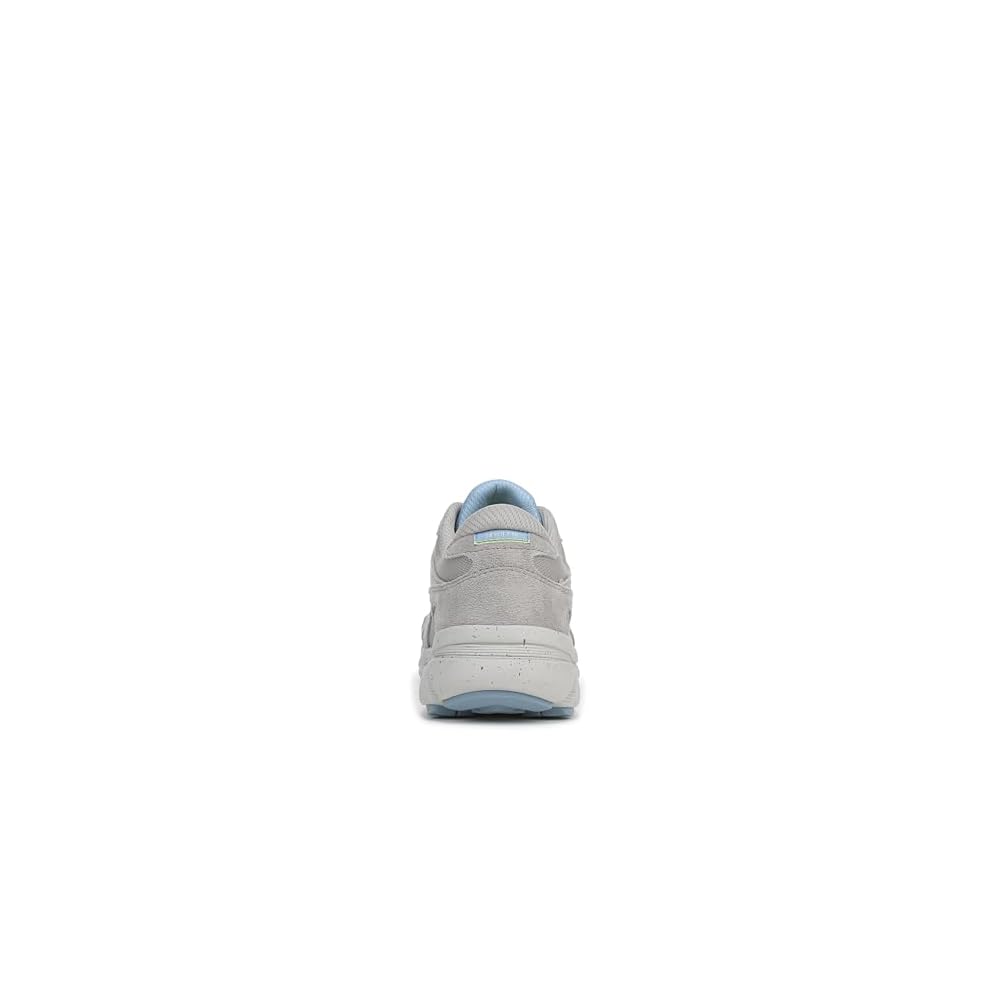 Paloma Grey