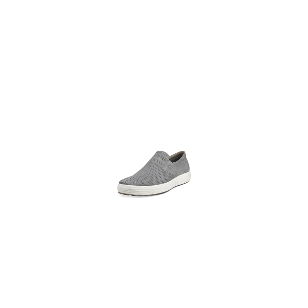 Wild Dove Nubuck/Lion Perforated