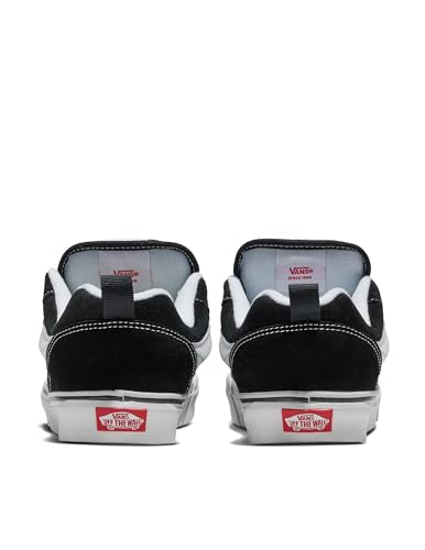 Black/True White