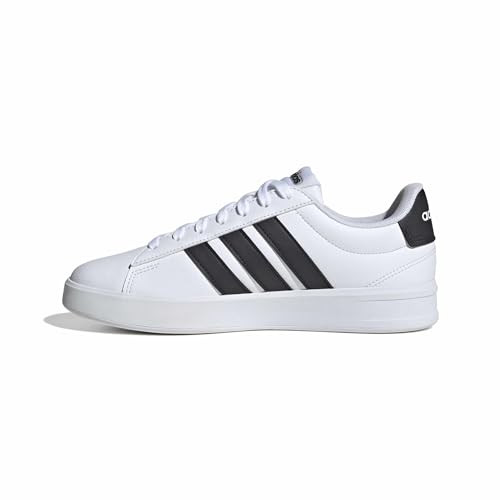 White/Black/White