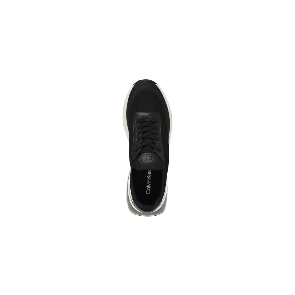 Black/White 001