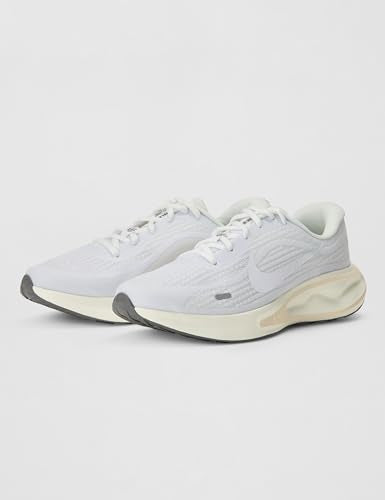 White/White/Sail/Pencil Point