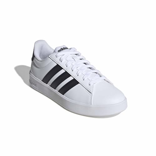 White/Black/White