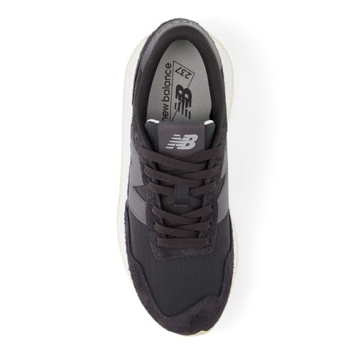 Castlerock/Black Cement