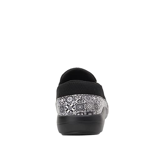 Aztec Tile Black
