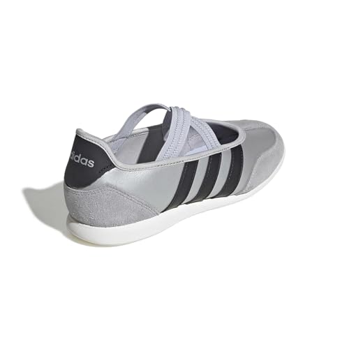 Silver Metallic/Black/Off White