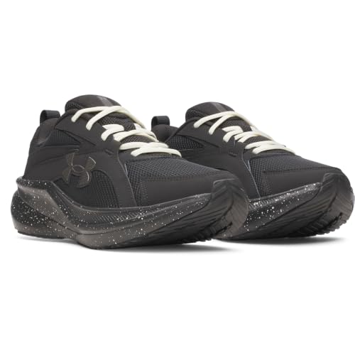 (004) Black/Winter White/Metallic Black