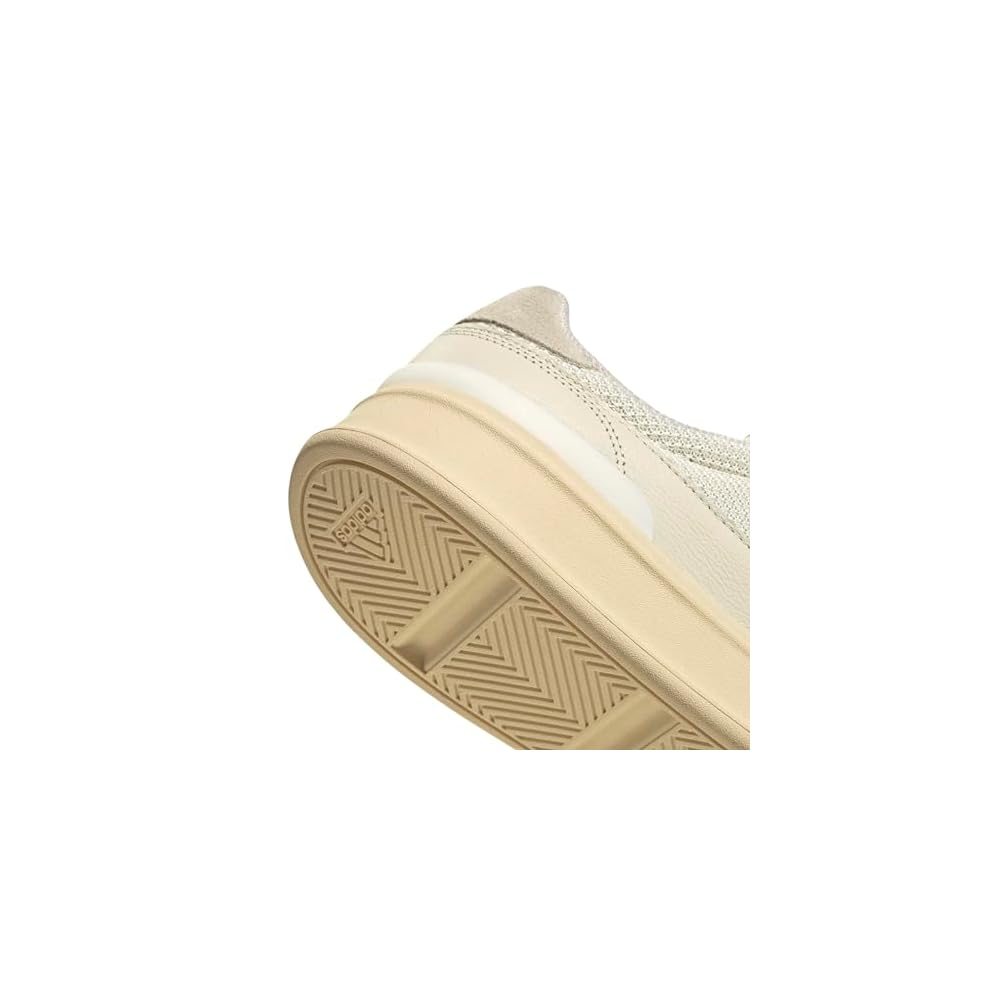 Off White/Cyber Metallic/Warm Vanilla