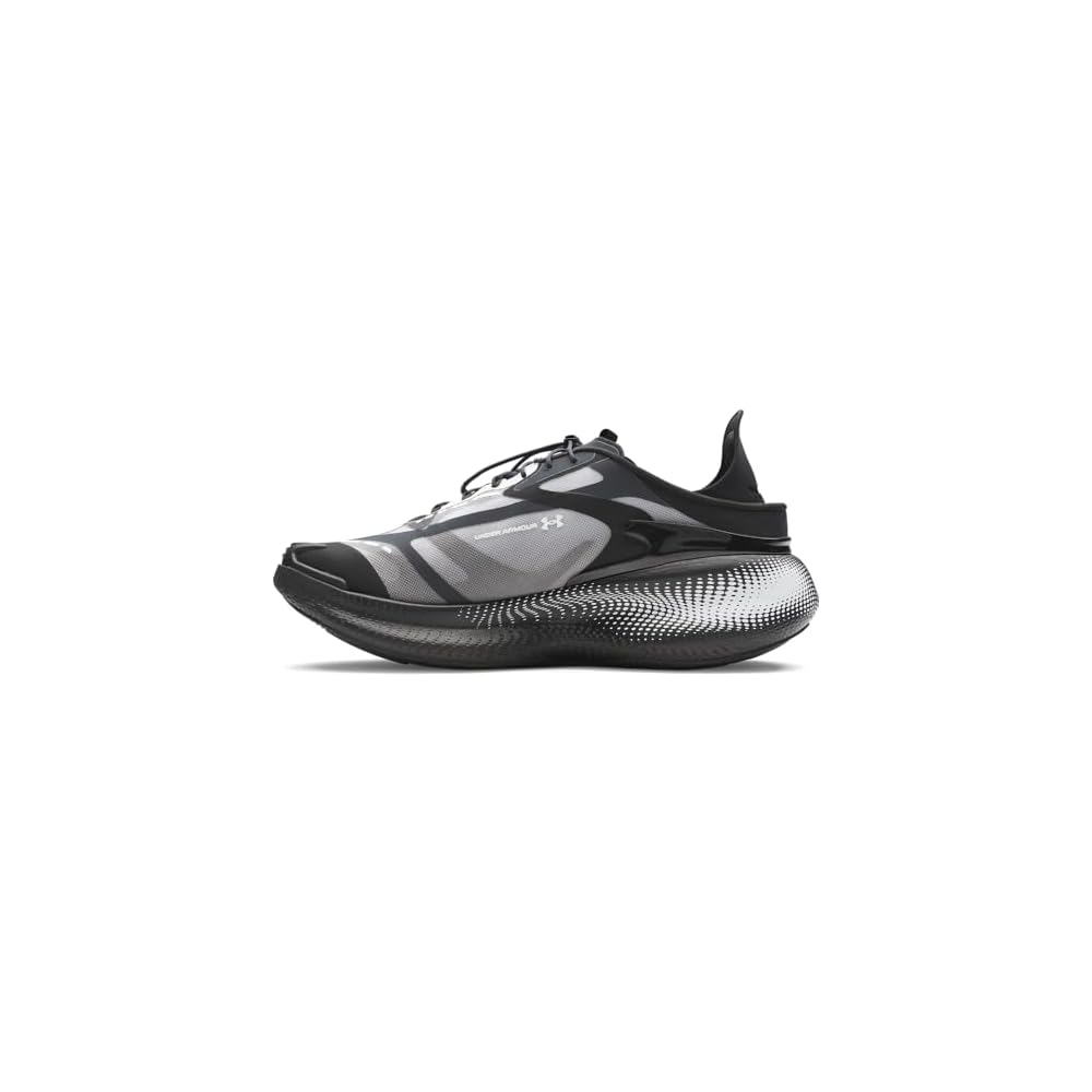 (001) Black/Black/White