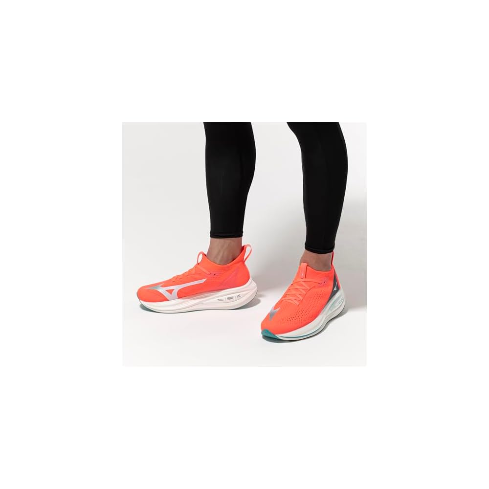 Striking Coral-white