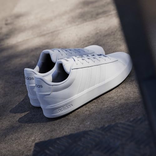 White/White/Iron Metallic