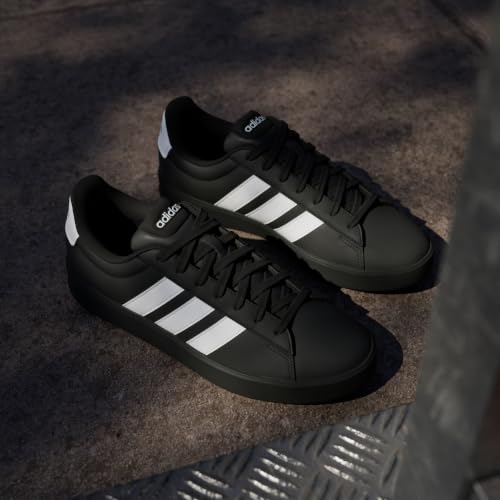 Black/White/Black