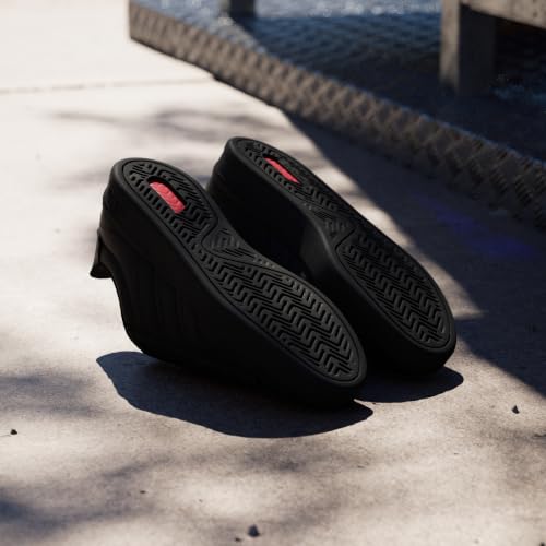 Black/Black/Carbon