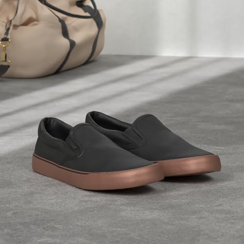 Black/Gum/Black