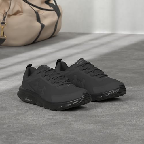 Black (002)/Black