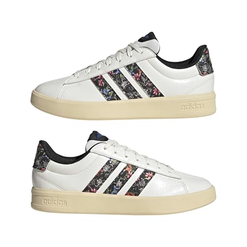 Off White/Black/Warm Vanilla