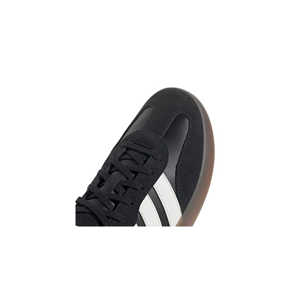 Core Black/Off White/Gum5