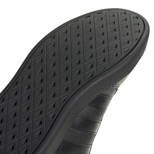 Black/Black/Iron Metallic