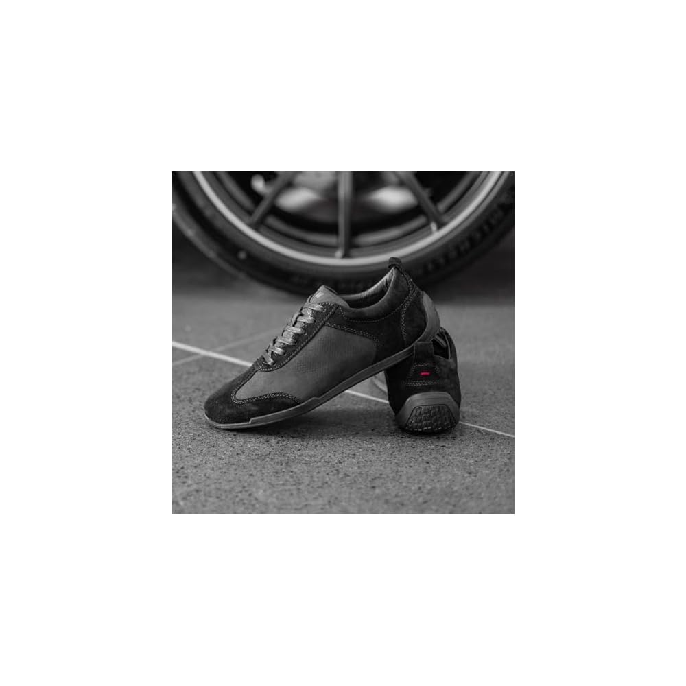 Black/Red