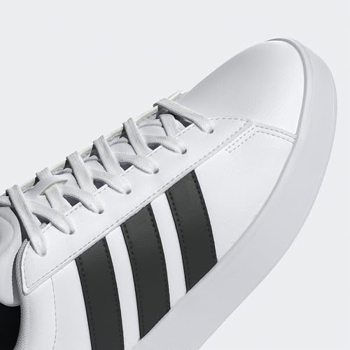 White/Black/White