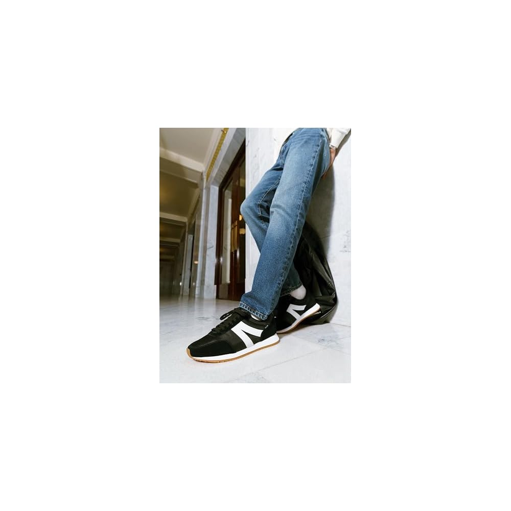 Black/White