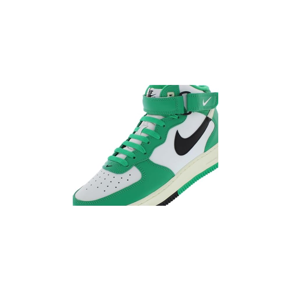 White Green Black White