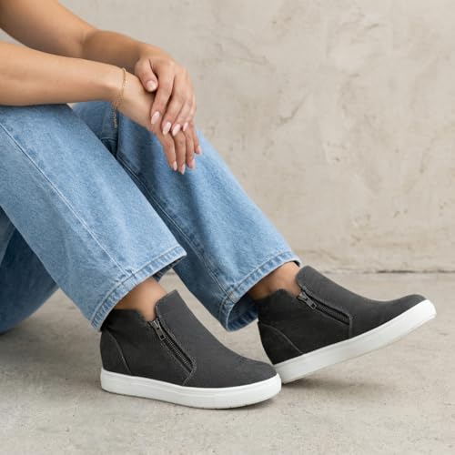Black Canvas