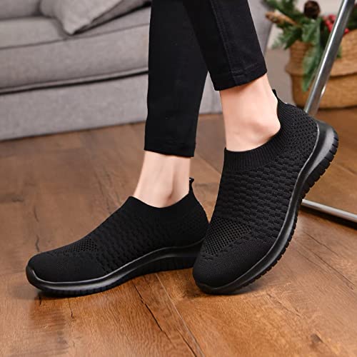 06703 All Black