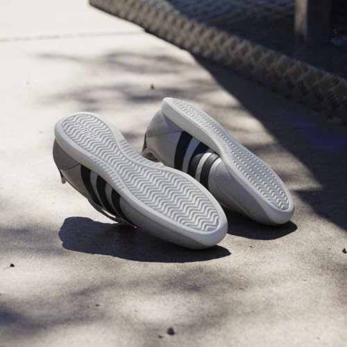 Silver Metallic/Black/Off White