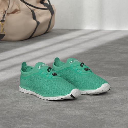 Green049