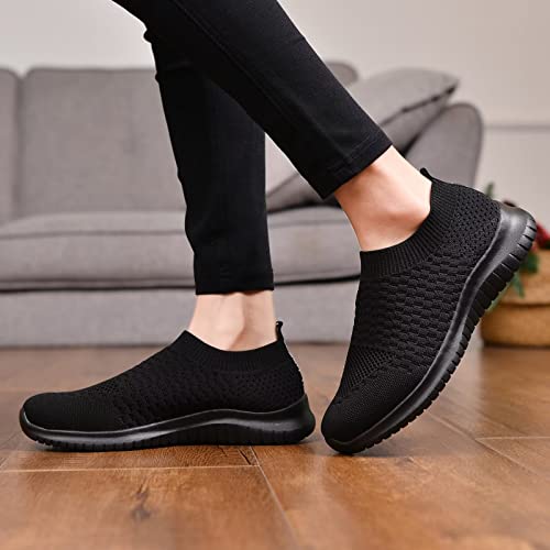 06703 All Black