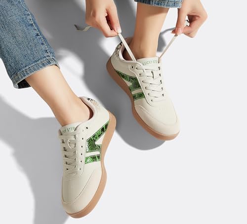 Beige/Green Snake