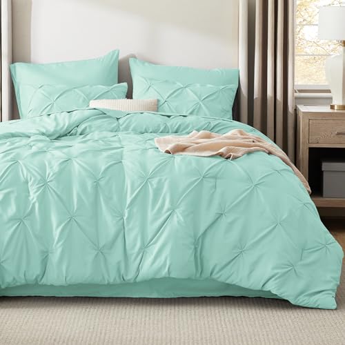 28 - Mint Green