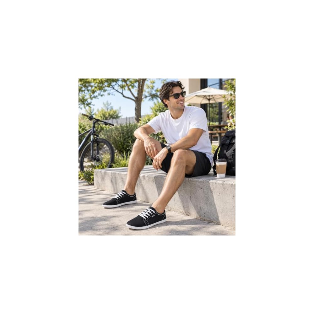 W81 V2 | Black White (Canvas)
