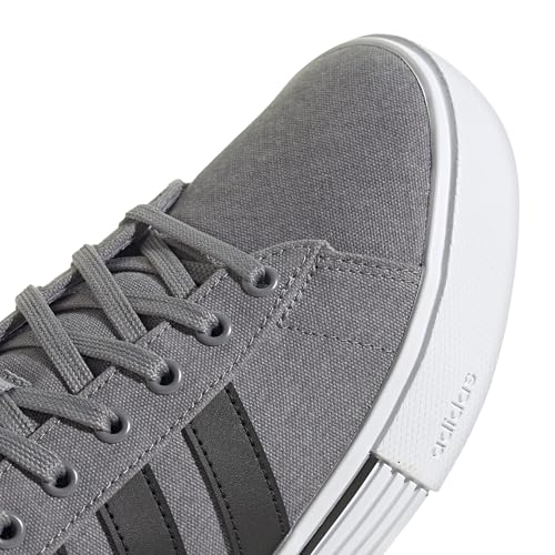 Grey/Black/White