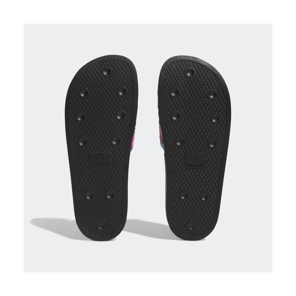 Core Black/Off White/Core Black