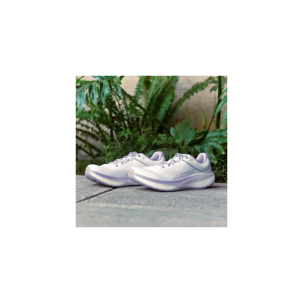 White/White/Wisteria