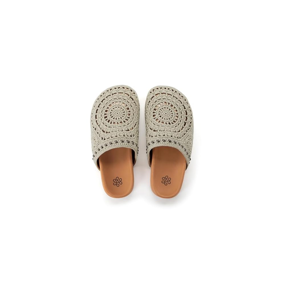 Natural Grey Medallion
