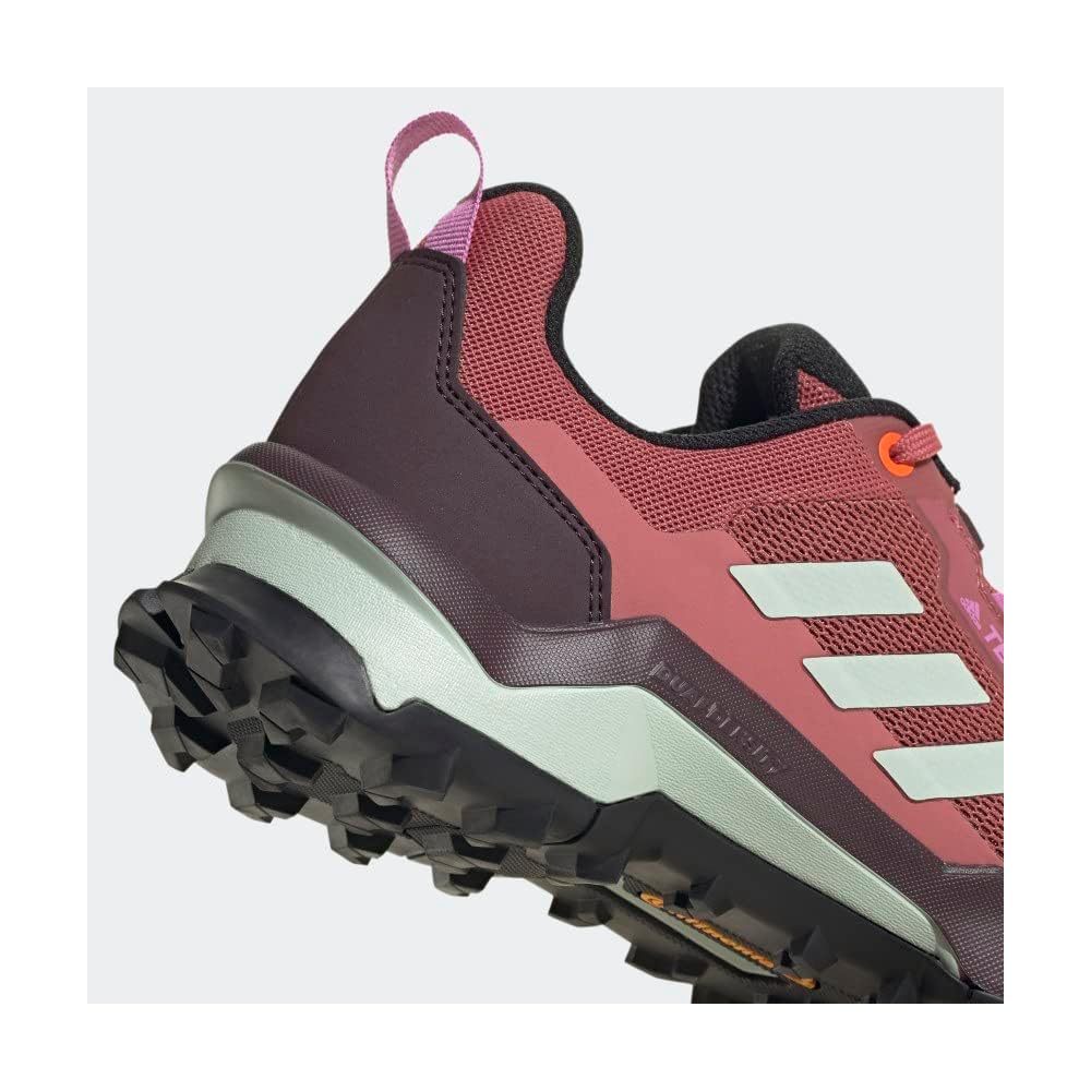 Wonder Red/Linen Green/Pulse Lilac